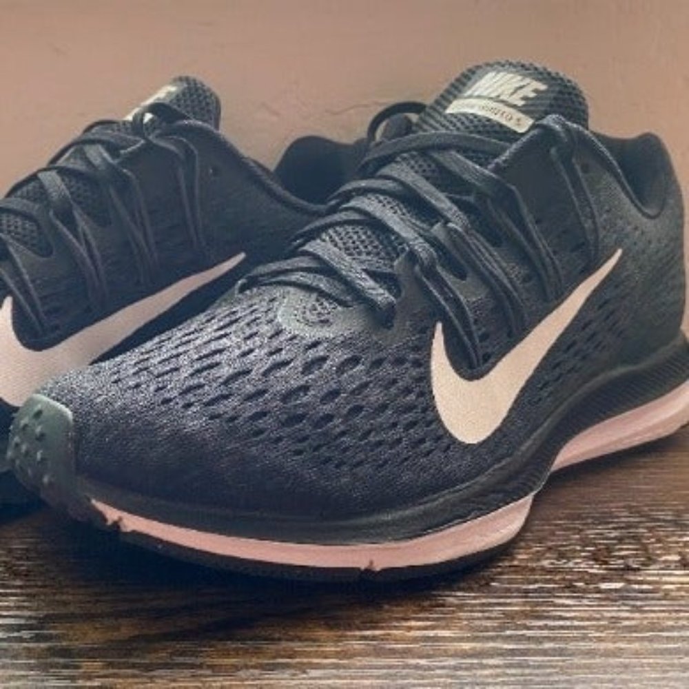 Nike Air Zoom Winflo 5 Black White